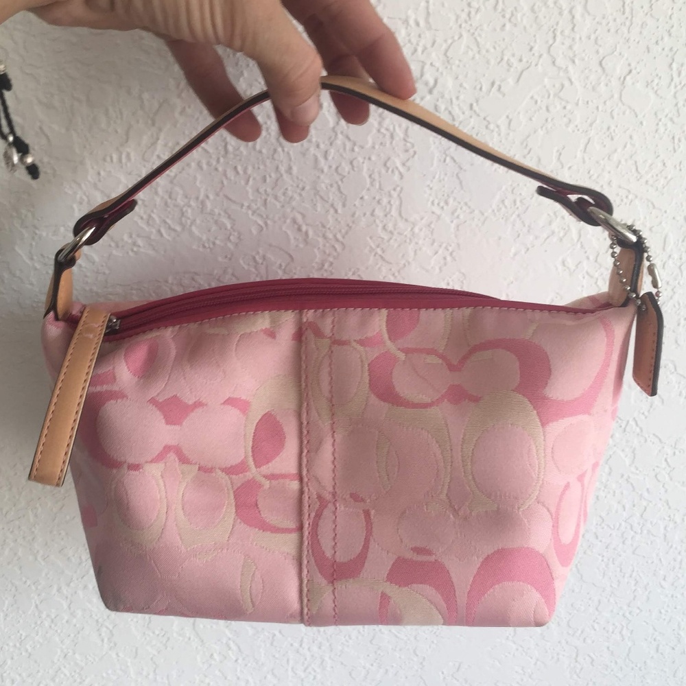 Coach Mini Handbag Purse M04K-6561